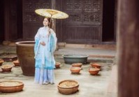 穿越火线网剧大热，游戏代言人白鲨反差出演