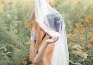 CF黑号_她直播分娩，引2.6亿人围观