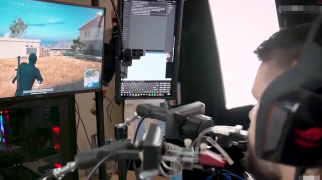 用嘴吃鸡的视频（你小时候捅没捅过马蜂窝）